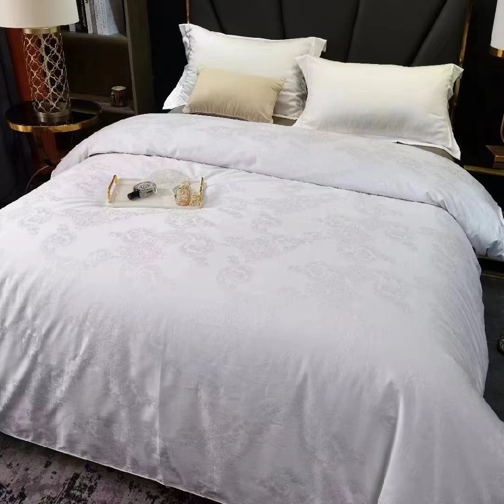 100支双股大提花蚕丝被（白色）